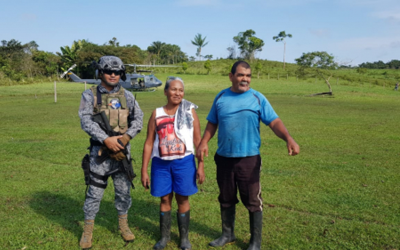 Comunidades indígenas reciben al CACOM 6 de la Fuerza Aérea Colombiana 