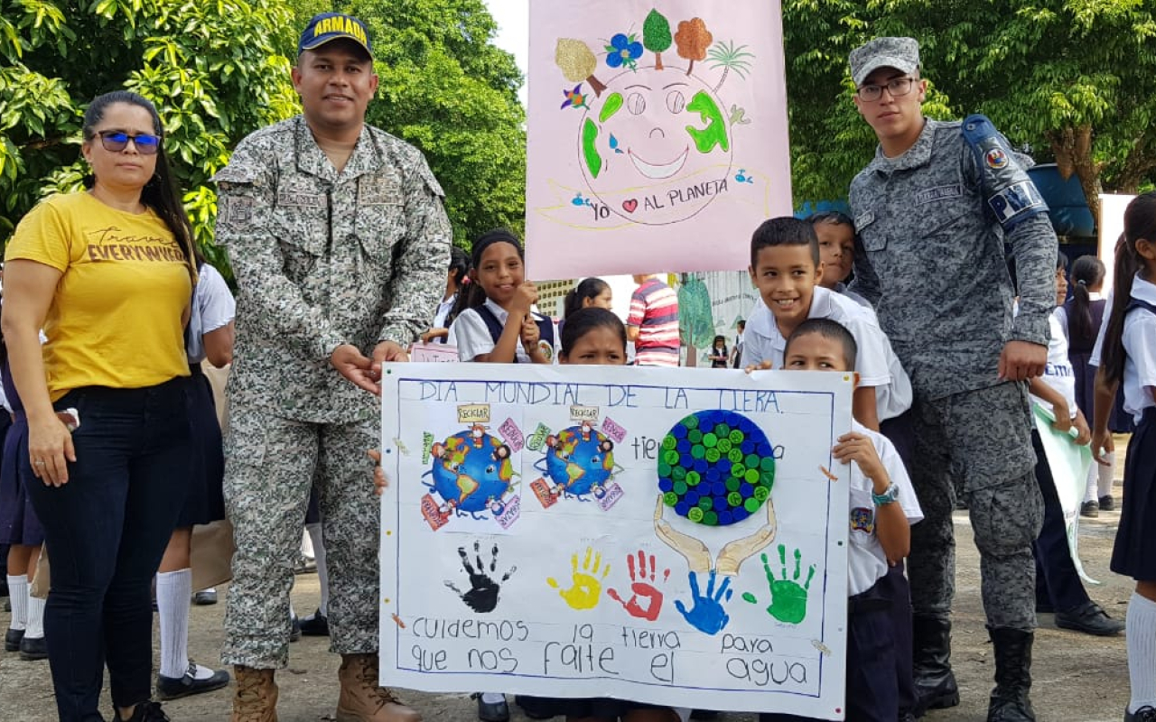 Solano celebró por las alturas la conmemoración al Día Internacional de la Tierra junto a la Fuerza Aérea Colombiana