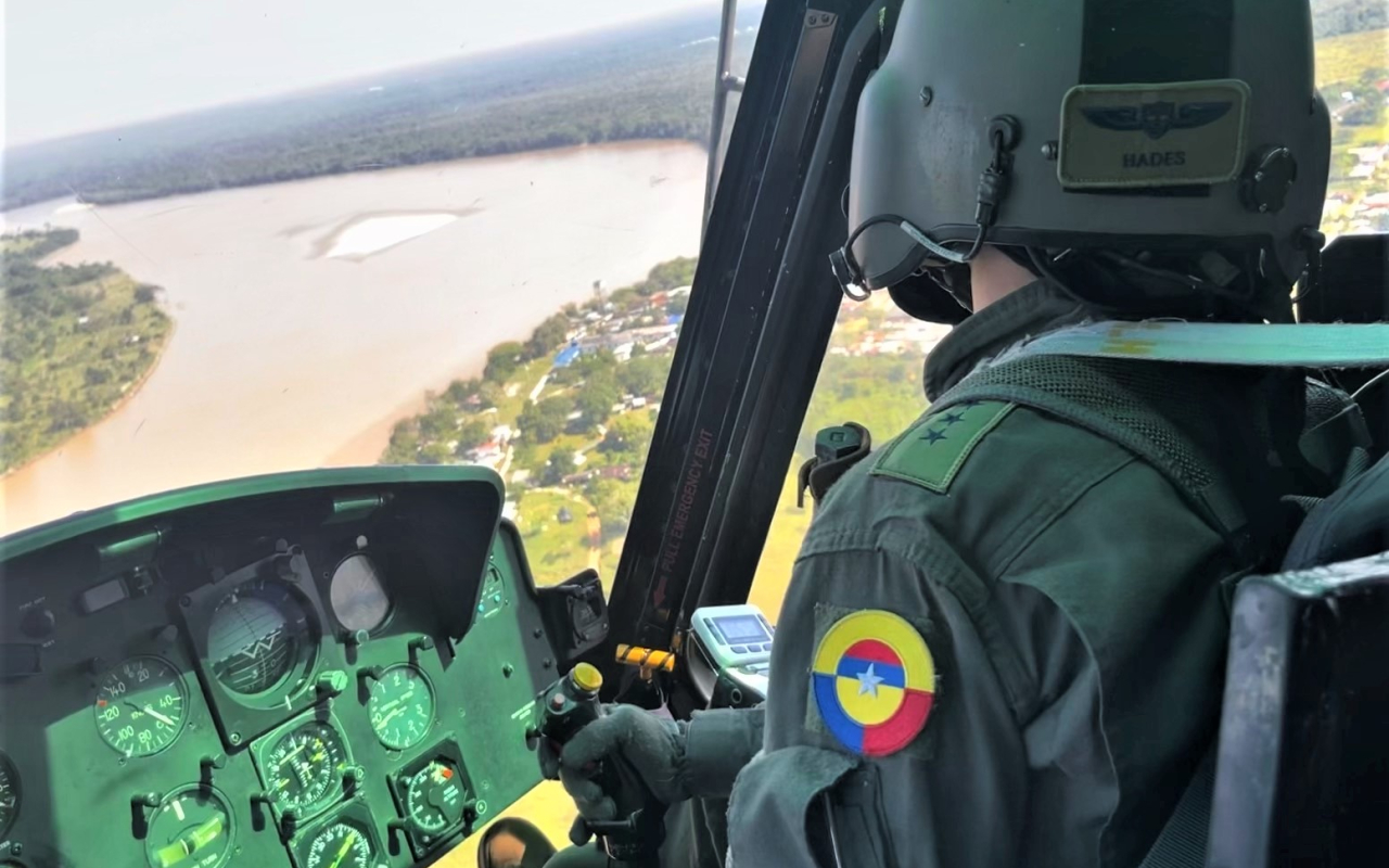 Misiones de vigilancia en vías fluviales del sur oriente del país