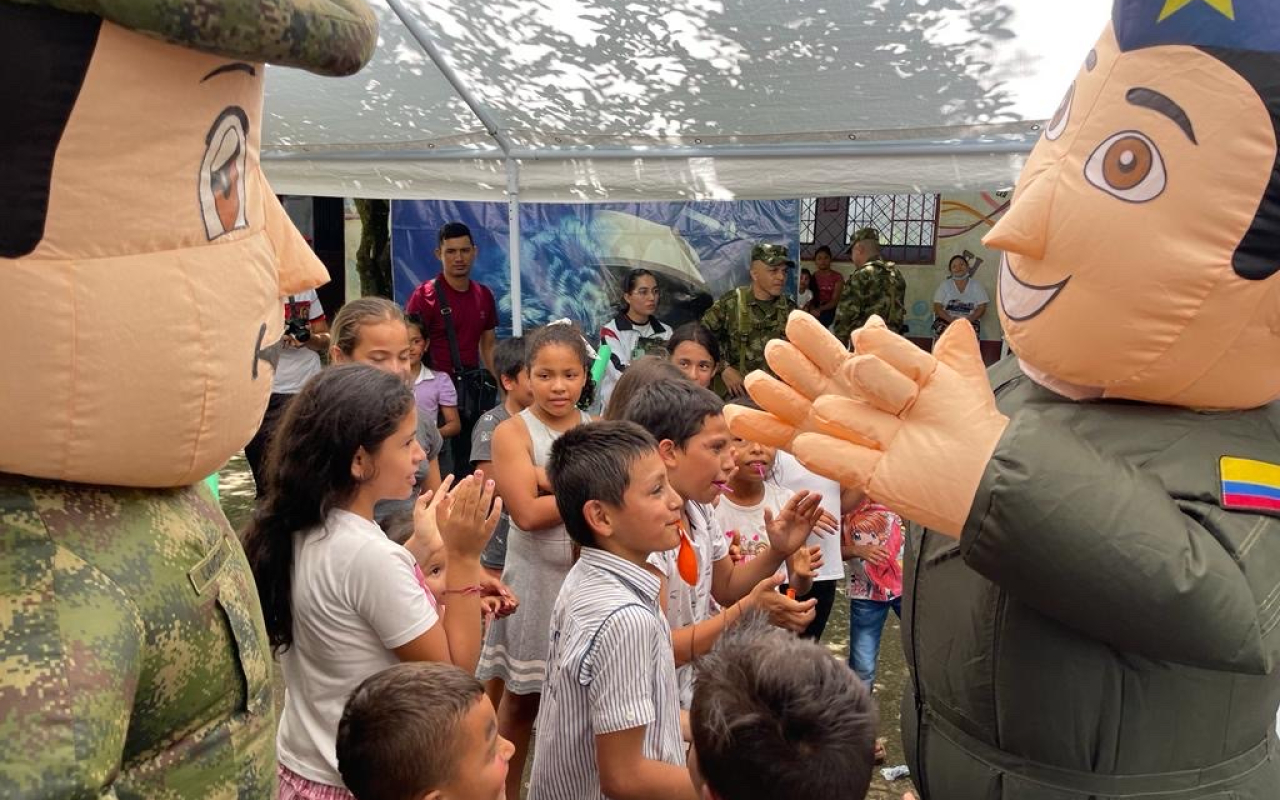 Fuerza Aérea llevó Salud y bienestar a Chaparral, Tolima