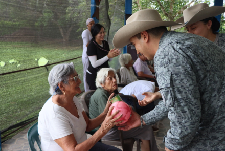 Una jornada de integración que fortalece sonrisas y bienestar en La Llanerita 