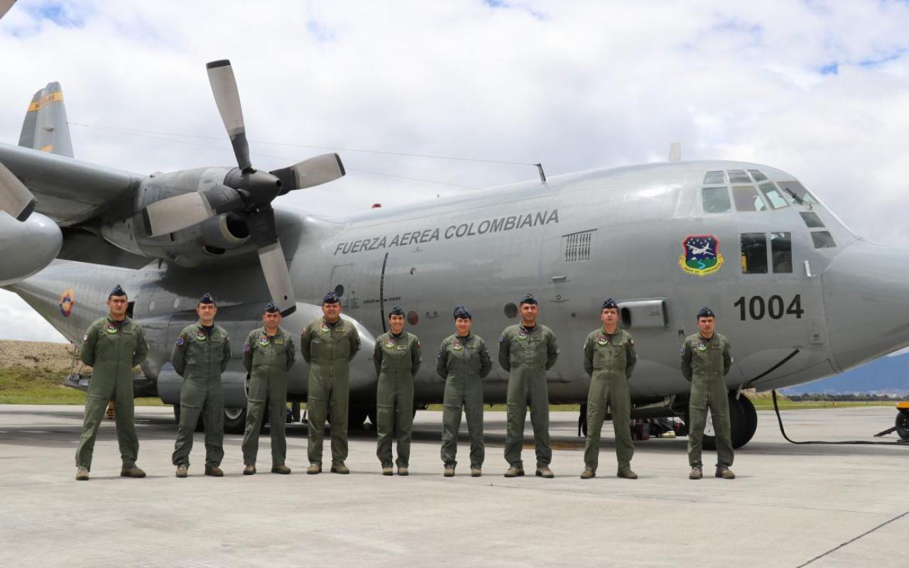 Andrea Silvana Díaz Bohórquez, teniente coronel al mando del Hércules C-130 de la FAC.