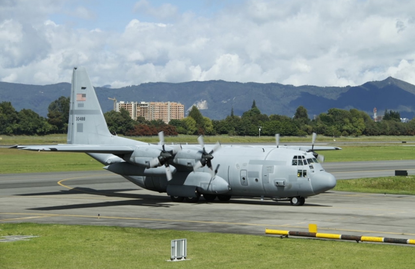 Entrega de la aeronave C130 Hércules por parte de la Fuerza Aérea de